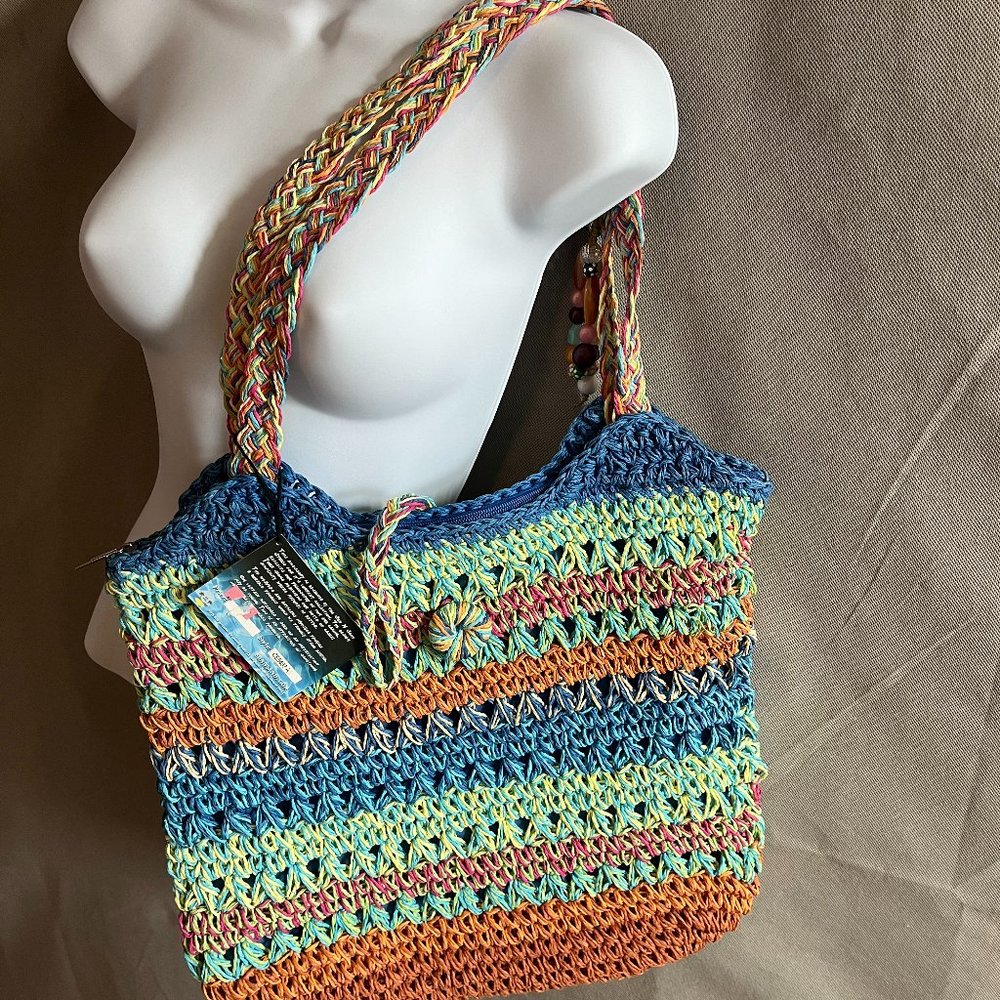 NWT -Sun N' Sand - Woven Straw Beachy Shoulder Tote - Multi-Color, with bracelet